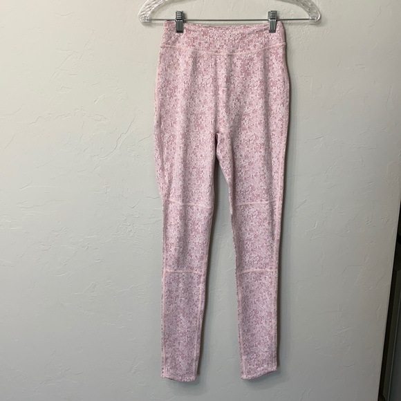 Gymshark fleur texture leggings- dusky pink Mari size small.NWT - Picture 1 of 14